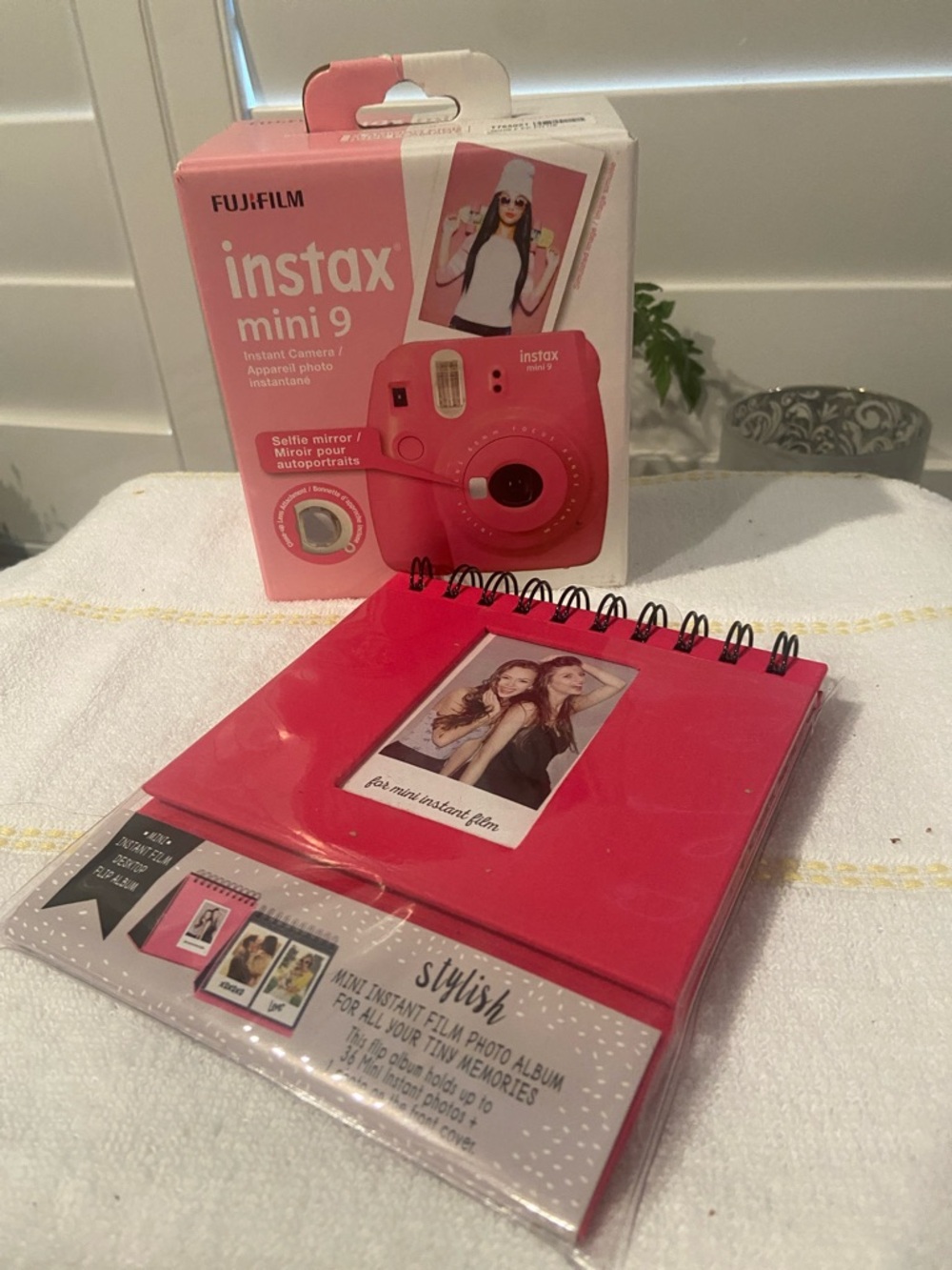 FujiFilm Instant Camera